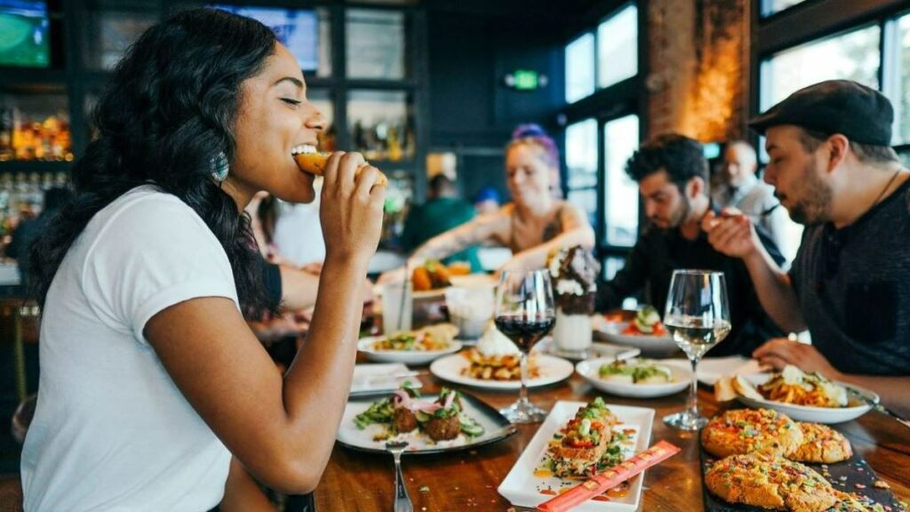How to Make Your Eatery Stand Out from Your Competitors